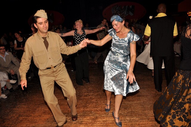 min 2009 11 21 riot 308